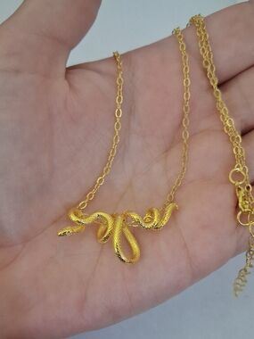 18K Yellow Gold Snake Necklace